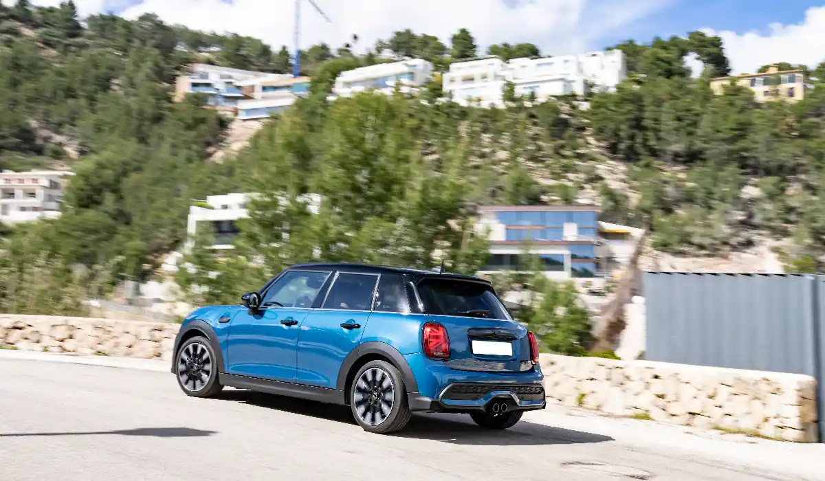 MINICooper S 5D - Best Hatchback Car Rentals - Best Hatchback Preowned Car - Exclusive Concierge Club.webp